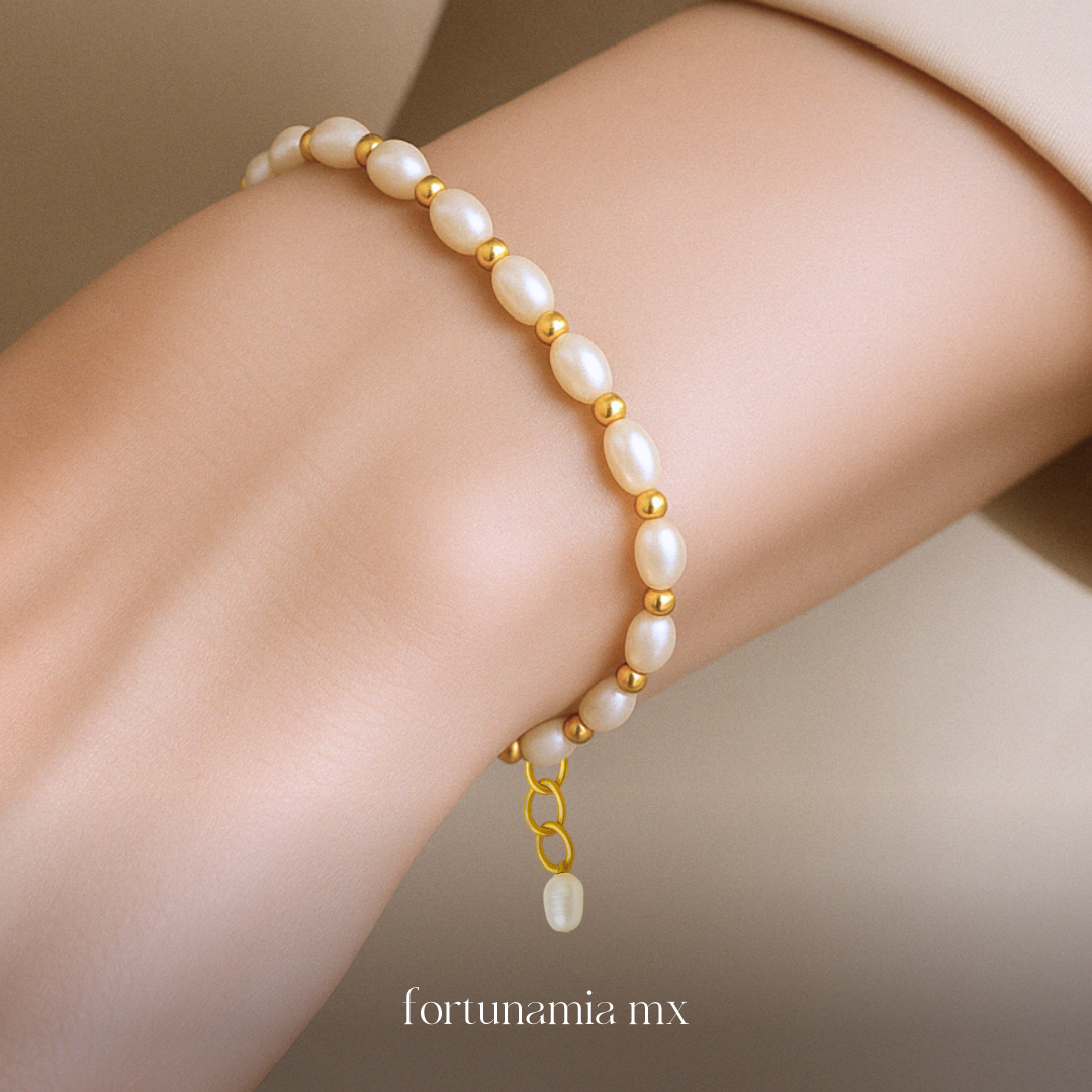 Montserrat Pearl Bracelet