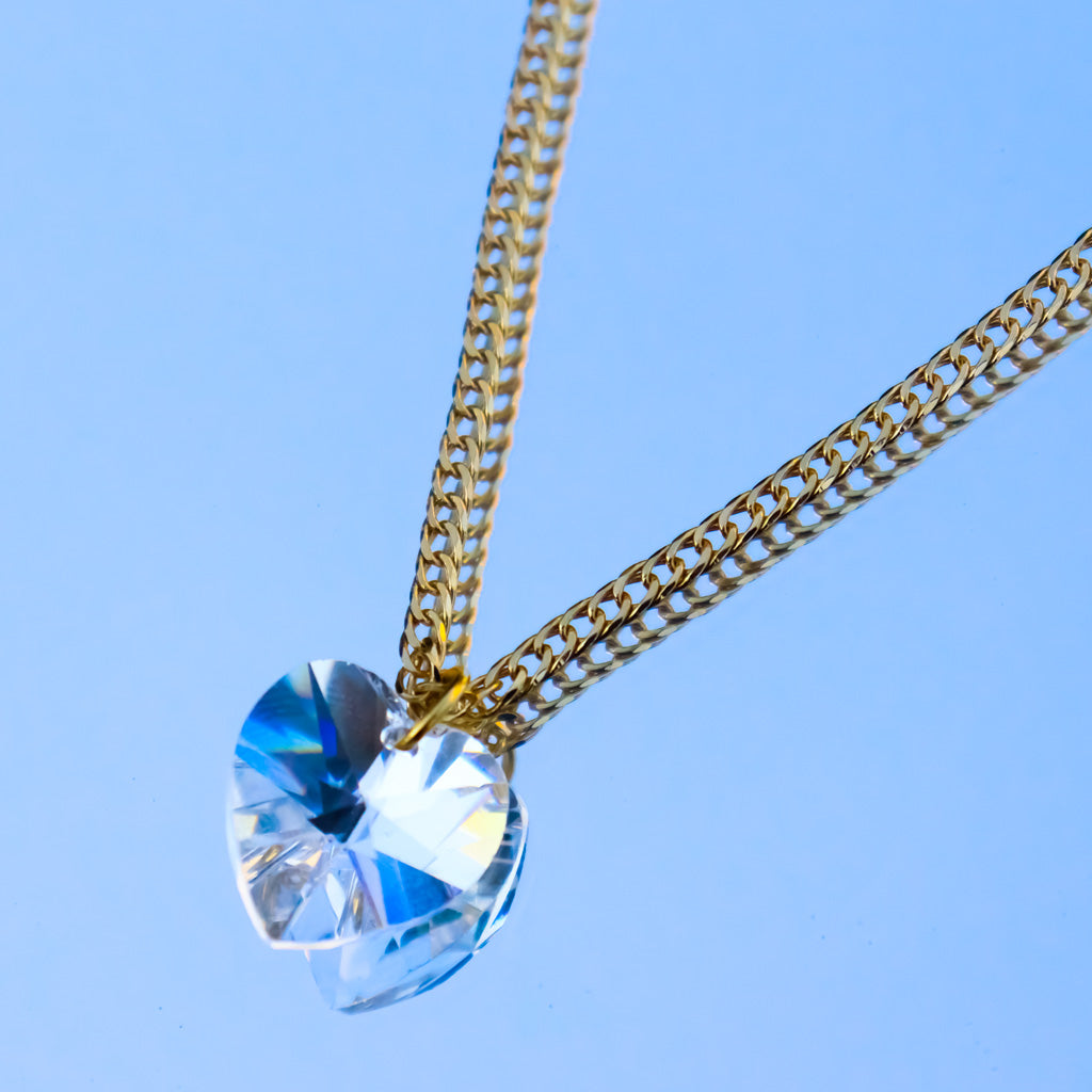 CRYSTAL HEART NECKLACE