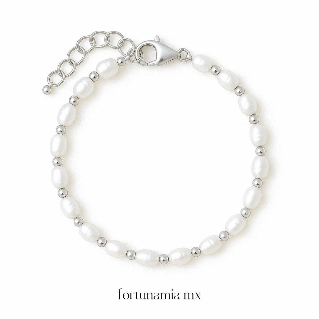 Montserrat Pearl Silver Bracelet
