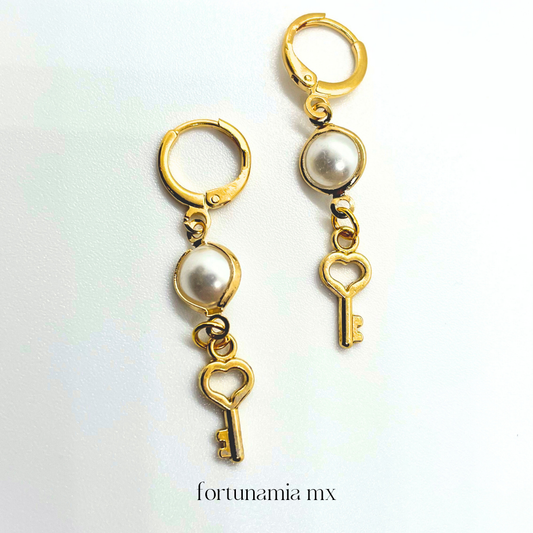 Key of Love Errings
