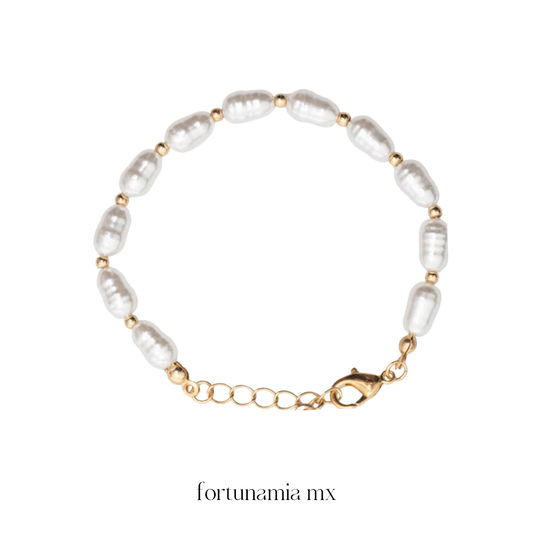 Balderas Pearl Drop Bracelet