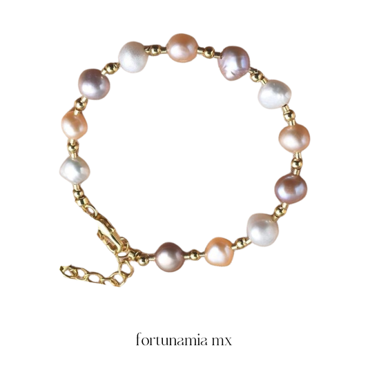 Trendy Pearl Bracelet